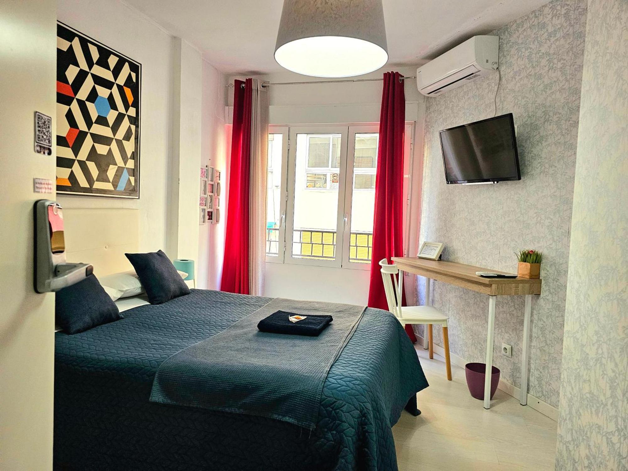 Centric Rooms Mercado Alicante Eksteriør billede
